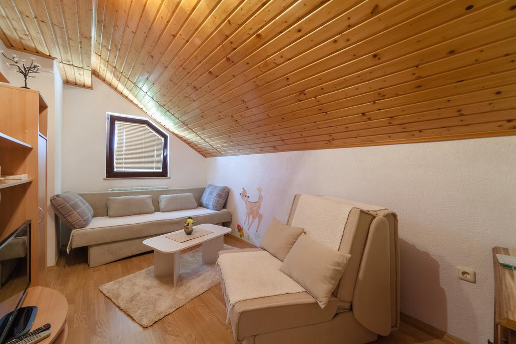 Apartment Luketic Slunj Exterior foto